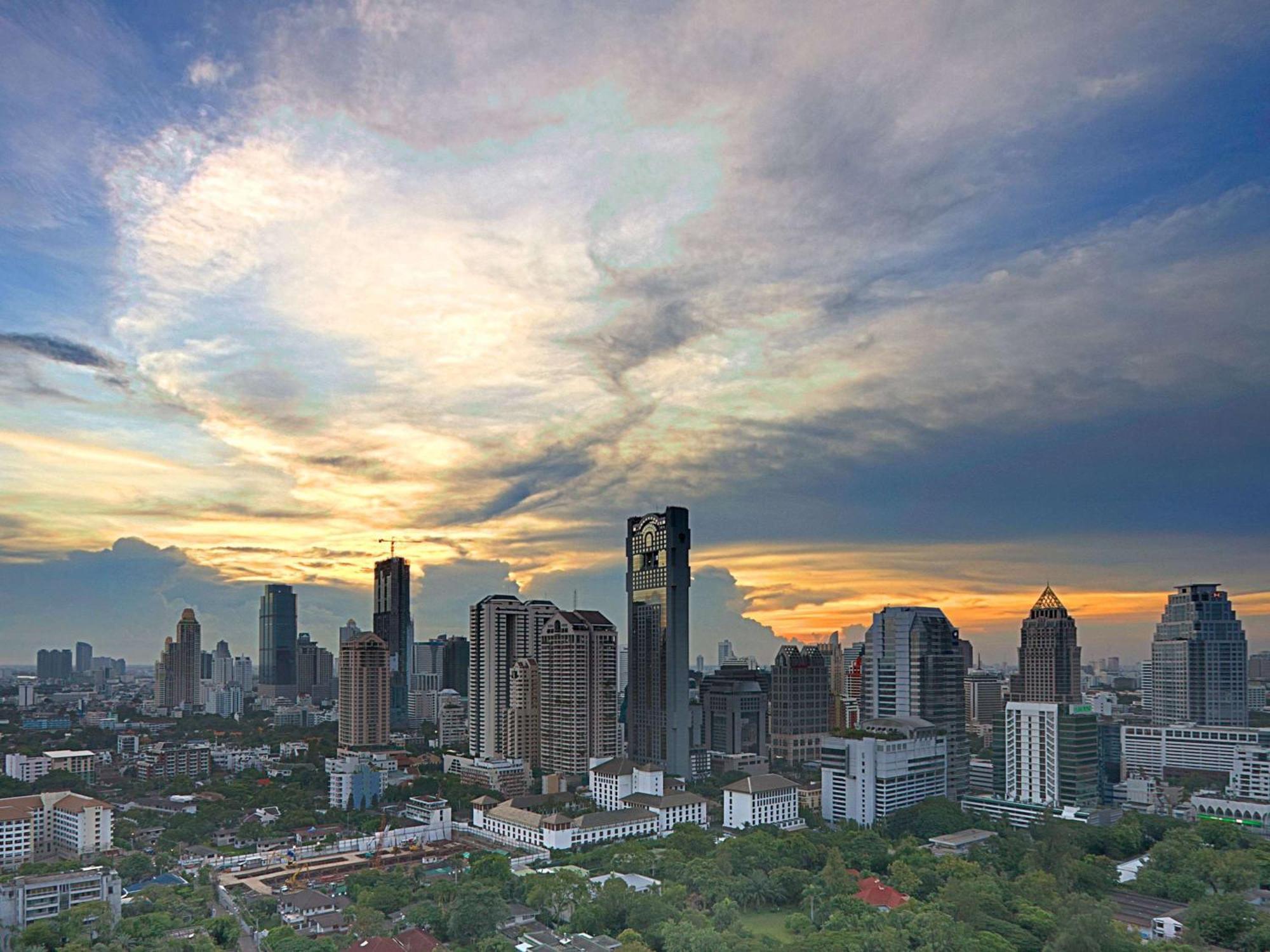 Moevenpick Hotel Sukhumvit 15 Banguecoque Exterior foto Bangkok