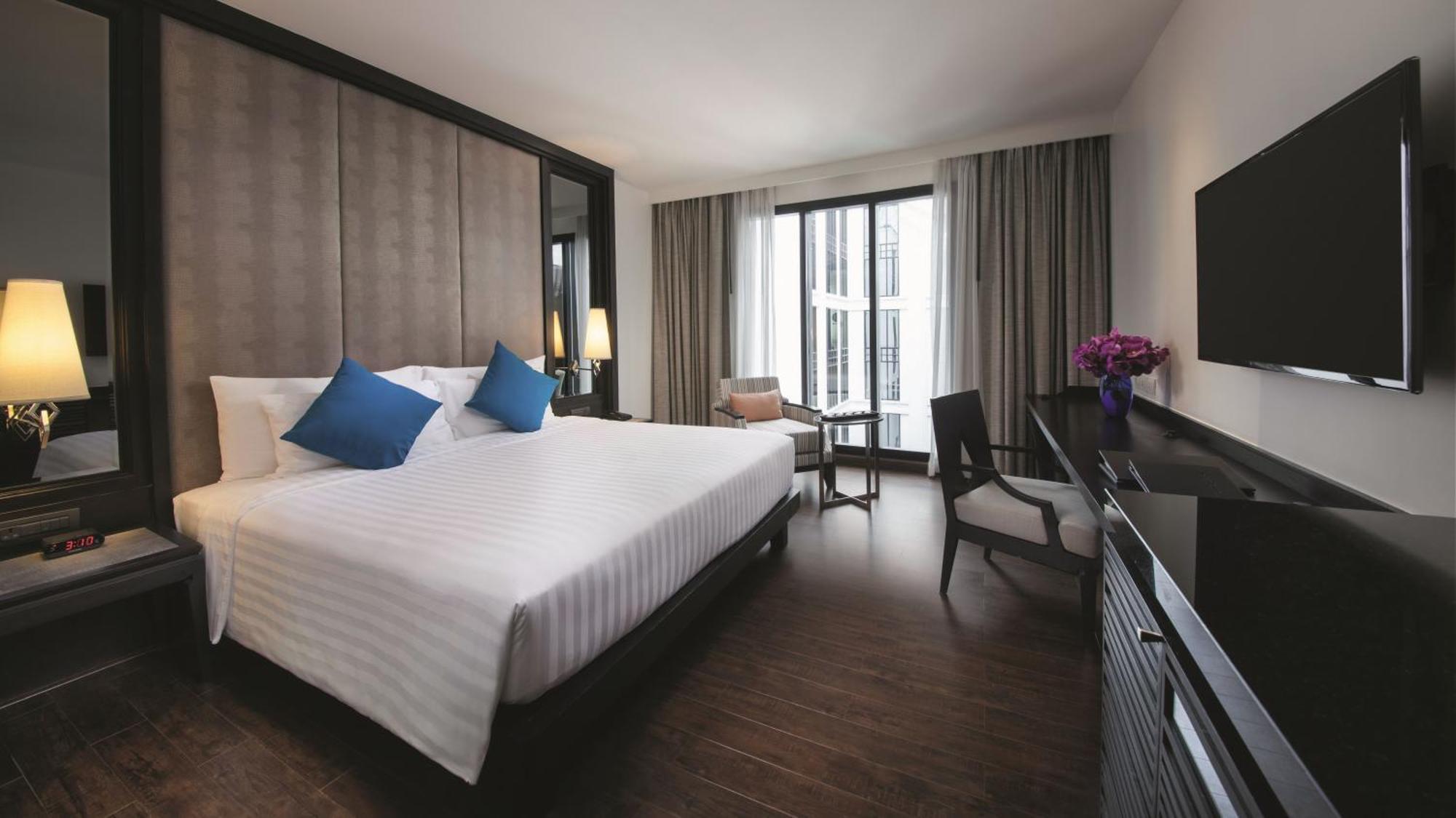 Moevenpick Hotel Sukhumvit 15 Banguecoque Exterior foto
